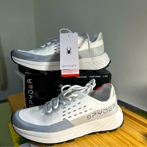 BRAND NEW Size 7.5 - Spyder Women’s Icarus White Run Hiking Sneaker MSRP $135!!